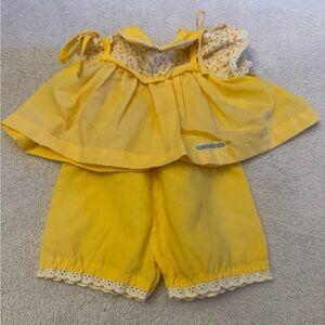 Cabbage Patch Kids Yellow Shoulder Tie   Outfit with Floral Accents